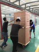 我公司萬能材料試驗機順利發貨！