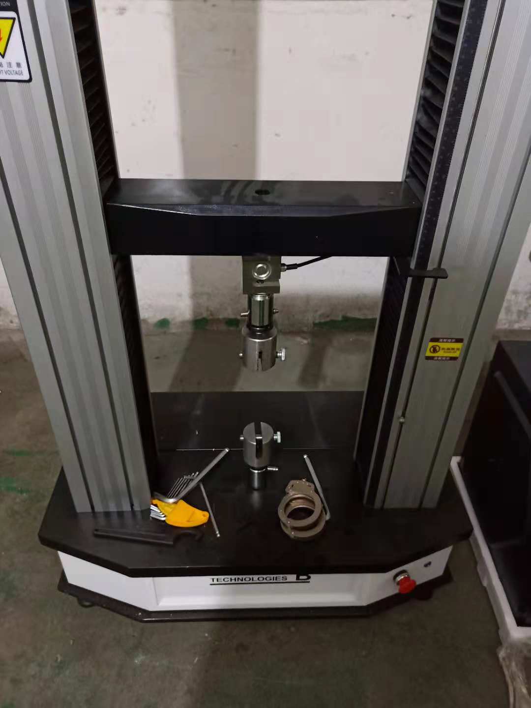 萬能材料試驗機誤差處理方法