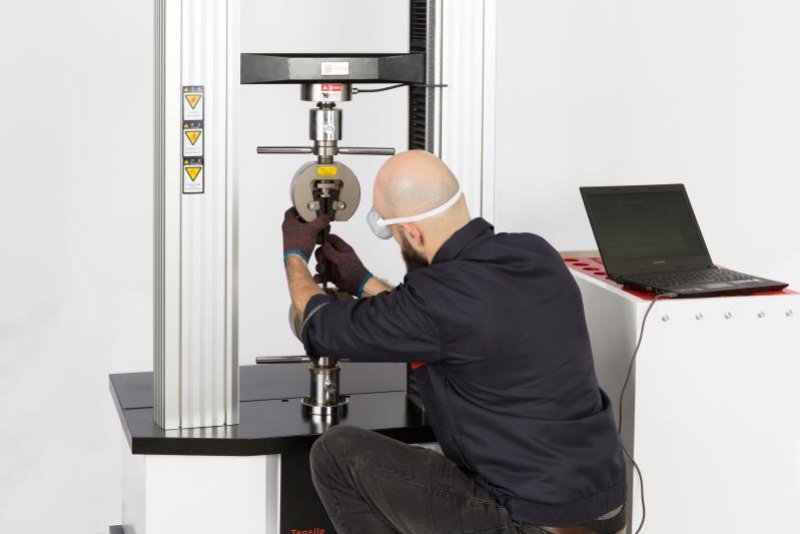 影響拉力機試驗機精度的因素