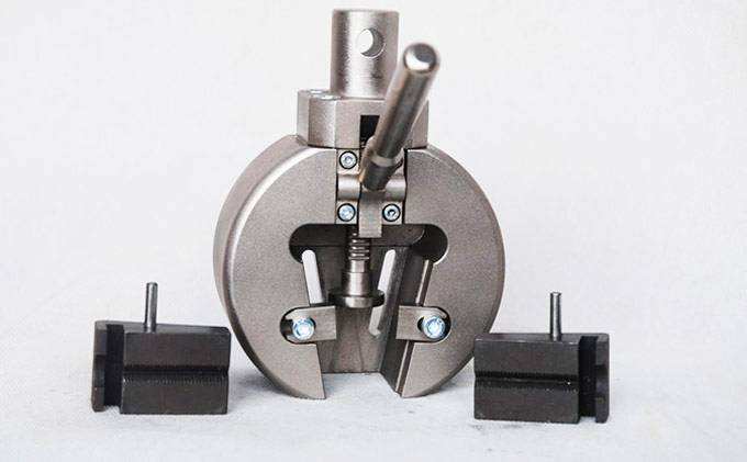 拉力試驗(yàn)機(jī)對(duì)夾具材料的要求